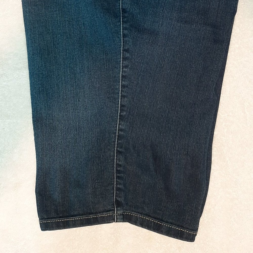 Ladies Denim Bermuda Shorts by Woman 62/ size 14 - Picture 8 of 11